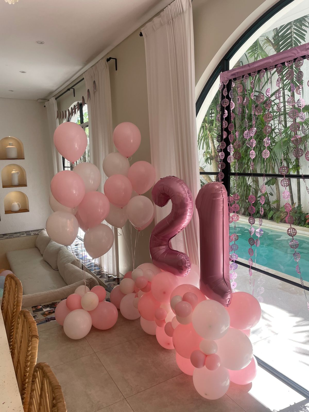 DELUXE BALLOON TOWER & FOUNTAINS [AGE]